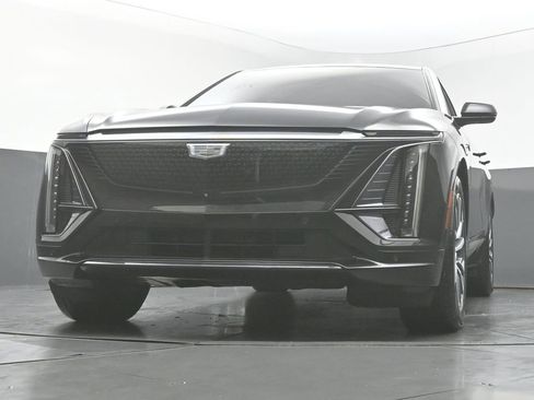 Used 2024 Cadillac Lyriq Sport RWD image 49