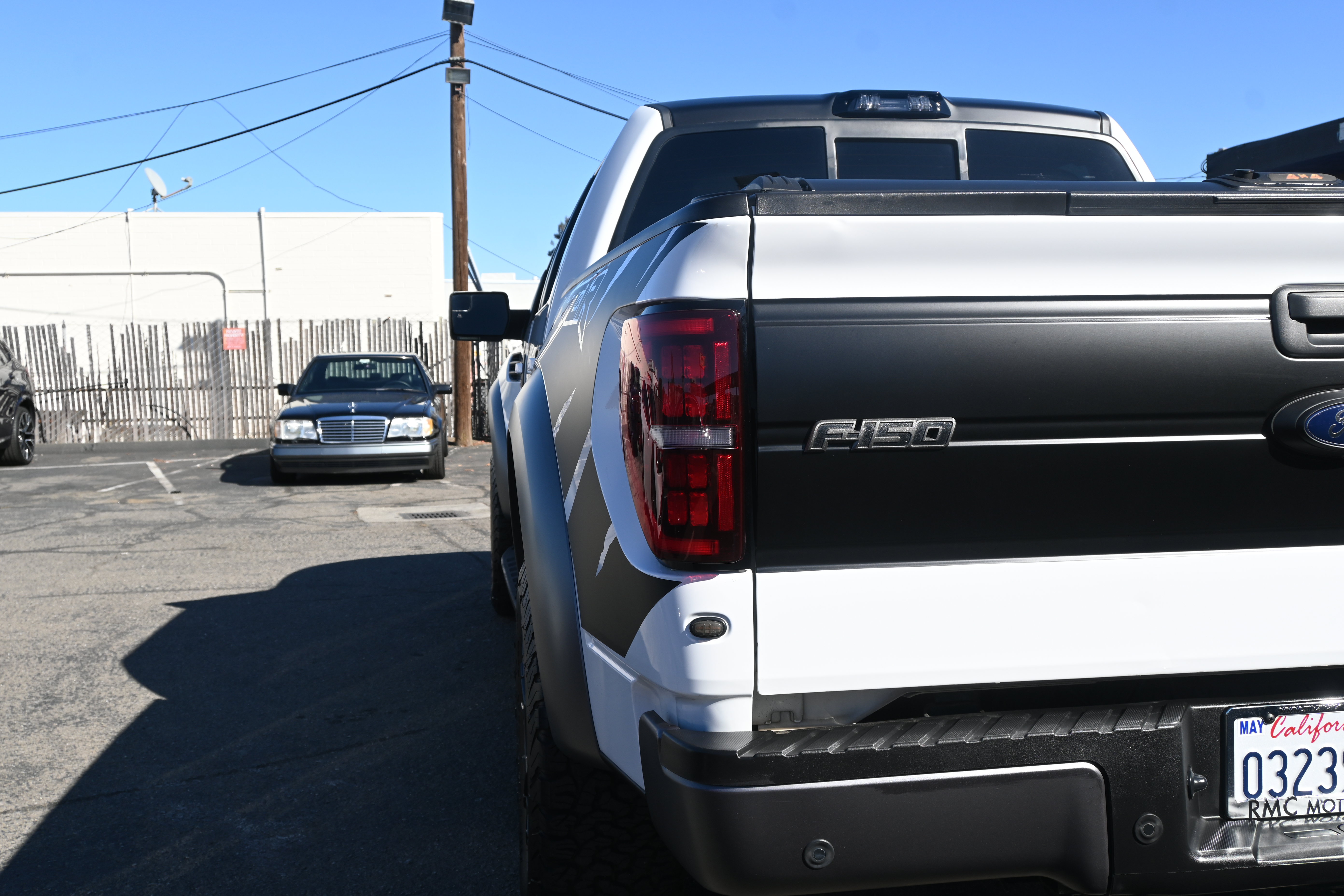 Used 2014 Ford F150 Raptor w/ Equipment Group 801A Luxury AWD/4WD image 25