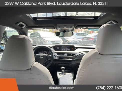 Used 2019 Lexus UX 200 w/ Premium Package FWD image 37
