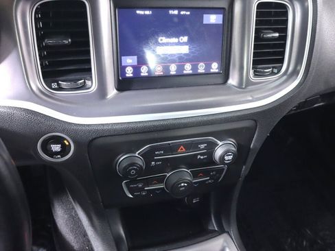 Used 2021 Dodge Charger SXT w/ Leather Interior Group image 15