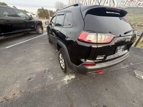 Used 2021 Jeep Cherokee Trailhawk w/ Premium Leather Package image 5