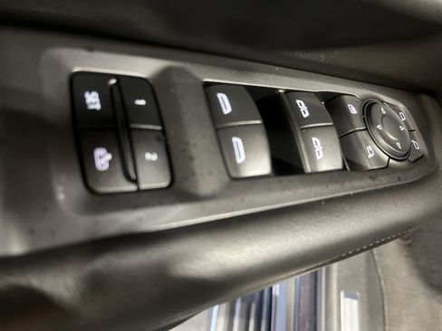 Used 2023 Chevrolet Tahoe LT w/ Luxury Package AWD/4WD image 13