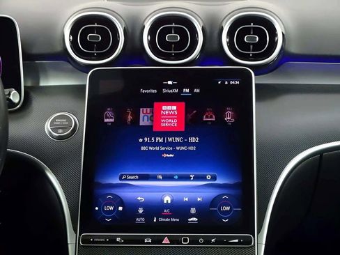 Used 2024 Mercedes-Benz C 300 Sedan image 25