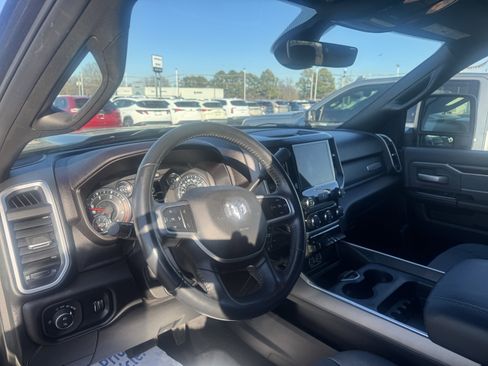 Used 2023 RAM 2500 Big Horn w/ Level 1 Equipment Group image 10