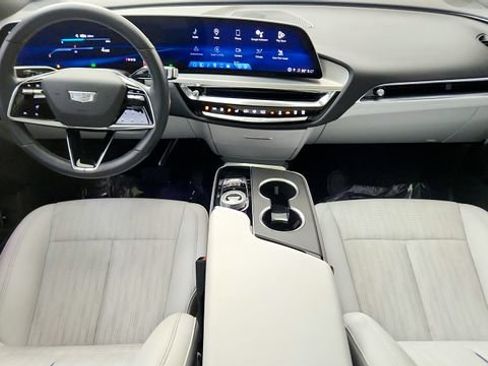 Used 2024 Cadillac Lyriq Luxury RWD image 53