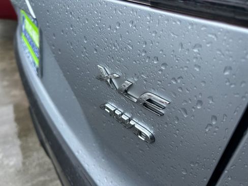 Used 2024 Toyota Corolla Cross XLE w/ Convenience Package image 31