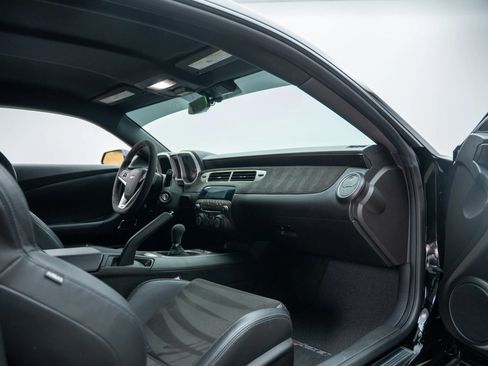 Used 2015 Chevrolet Camaro Z/28 image 23