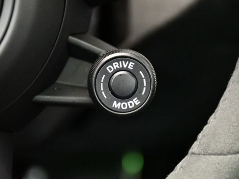 Used 2023 Porsche 911 Carrera GTS image 32