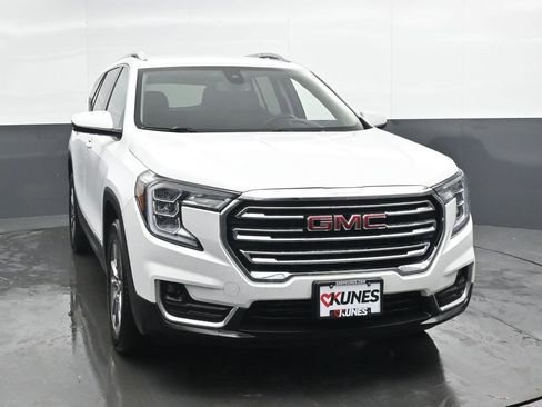 Used 2023 GMC Terrain SLT image 6
