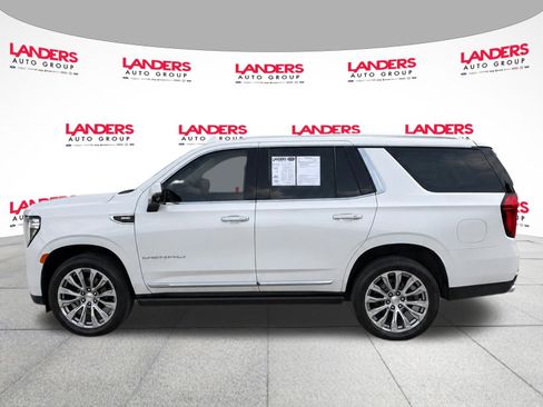Used 2021 GMC Yukon Denali w/ Denali Premium Package RWD image 8
