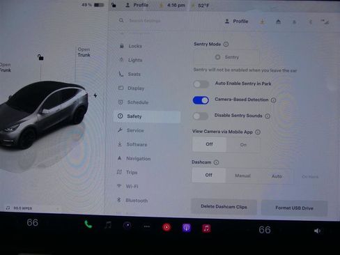 Used 2024 Tesla Model Y Performance image 15