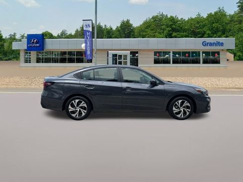 Used 2025 Subaru Legacy Premium AWD/4WD image 6