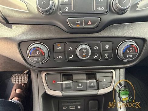 Used 2023 GMC Terrain AT4 w/ Infotainment Package II AWD/4WD image 16