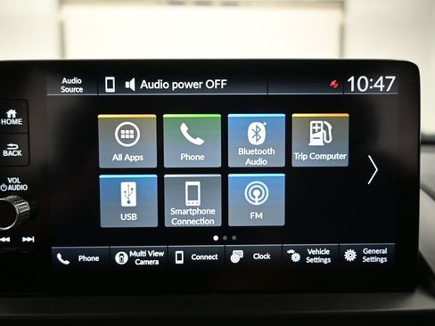 Used 2025 Honda Pilot TrailSport image 11