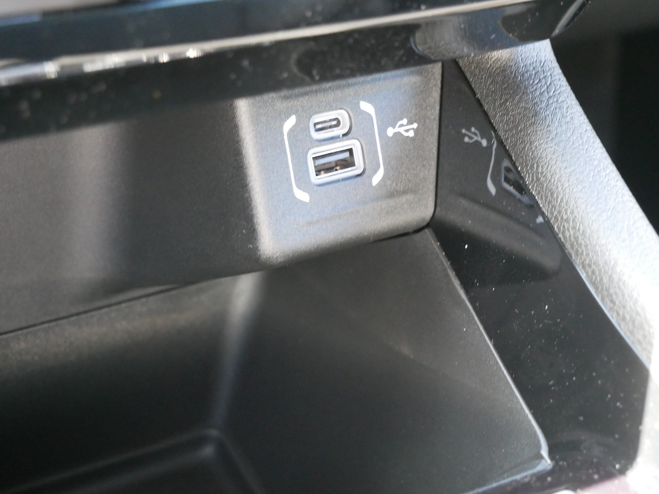 New 2026 Jeep Compass Latitude AWD/4WD image 16