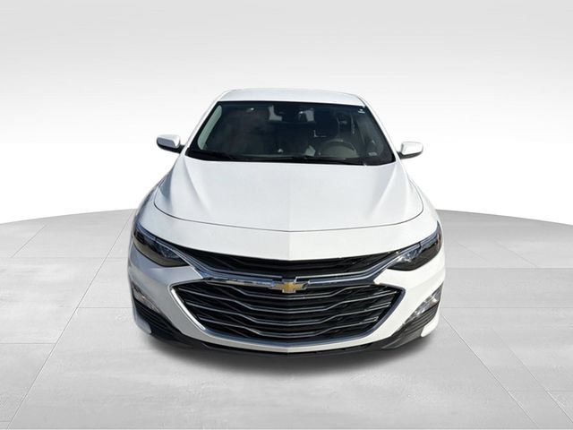 Used 2025 Chevrolet Malibu LT FWD image 8