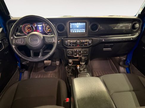 Used 2022 Jeep Wrangler Unlimited Sport AWD/4WD image 11