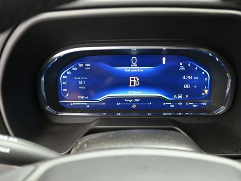 Used 2024 Chevrolet Suburban LT AWD/4WD image 13