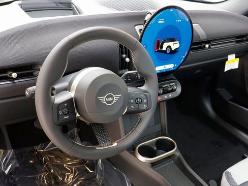 New 2026 MINI Cooper 4-Door Hardtop image 7