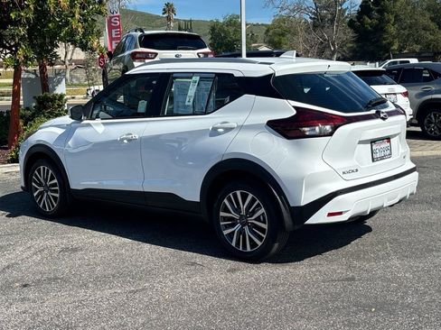 Certified 2023 Nissan Kicks SV image 10