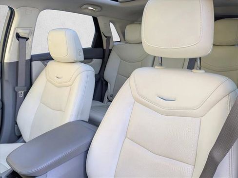 Used 2021 Cadillac XT5 Premium Luxury w/ LPO, Floor Liner Package image 20