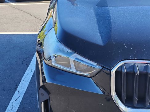 Certified 2023 BMW X1 xDrive28i w/ Convenience Package AWD/4WD image 3