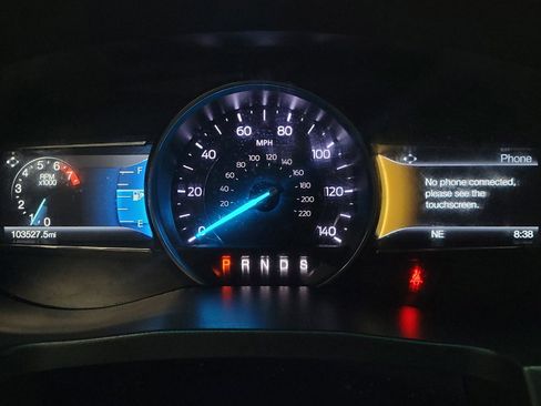Used 2018 Ford Explorer XLT w/ Equipment Group 202A FWD image 23