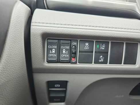 Used 2019 Honda Odyssey EX image 32