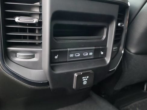 New 2026 RAM 2500 Limited AWD/4WD image 9