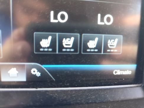 Used 2013 Ford F250 Lariat w/ Chrome Pkg AWD/4WD image 20