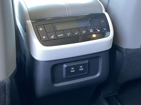 Certified 2026 INFINITI QX60 Luxe FWD image 15