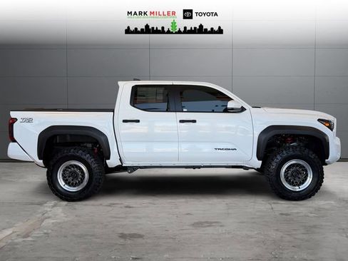 New 2026 Toyota Tacoma TRD Off-Road AWD/4WD image 5