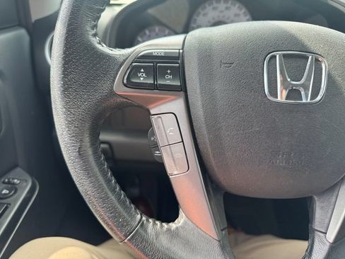 Used 2014 Honda Pilot Touring image 19