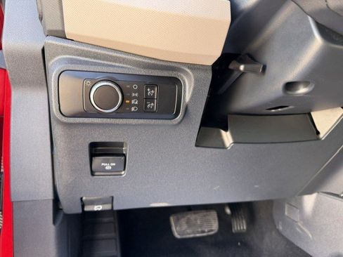 Used 2024 Ford Bronco Wildtrak AWD/4WD image 19