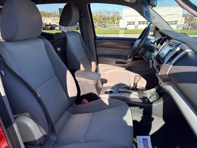 Used 2015 Toyota Tacoma 4x4 Double Cab w/ SR5 Package image 14
