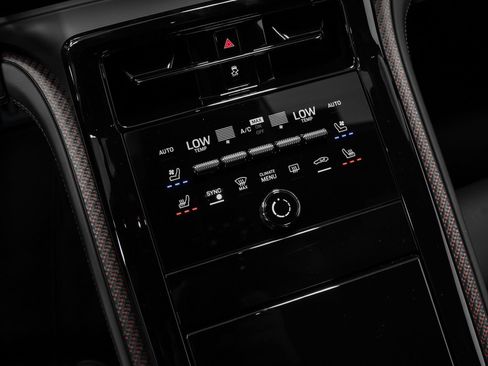 Certified 2026 Porsche Panamera 4 AWD/4WD image 41