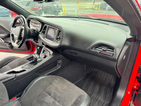 Used 2020 Dodge Challenger R/T Scat Pack image 13
