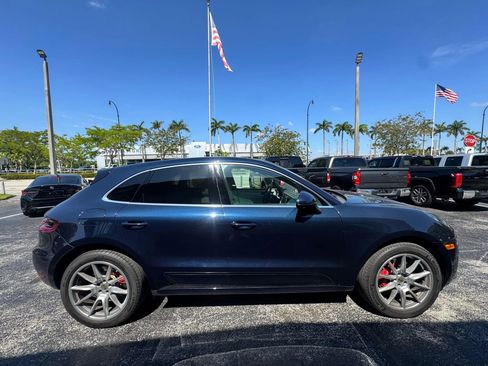Used 2017 Porsche Macan Turbo AWD/4WD image 8