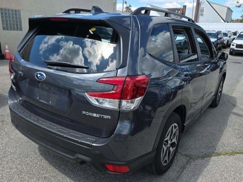 Used 2023 Subaru Forester Premium AWD/4WD image 4