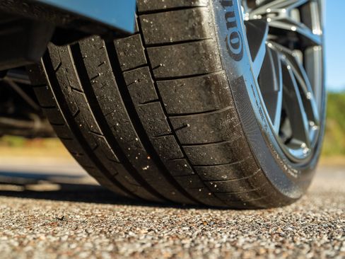 Used 2024 BMW M4 image 47