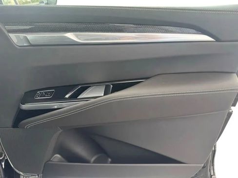 New 2026 Cadillac Escalade V AWD/4WD image 16