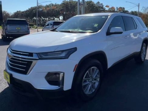 Used 2022 Chevrolet Traverse LT FWD image 4