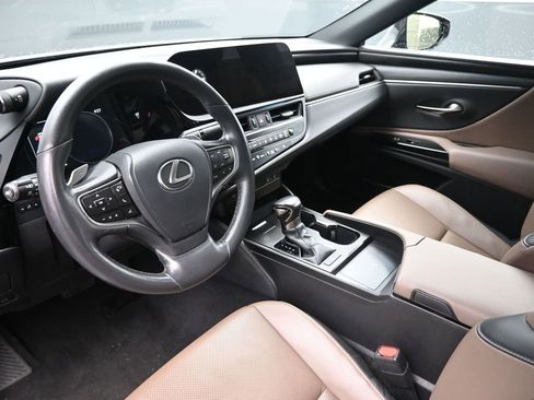 Used 2023 Lexus ES 350 w/ Premium Package image 19