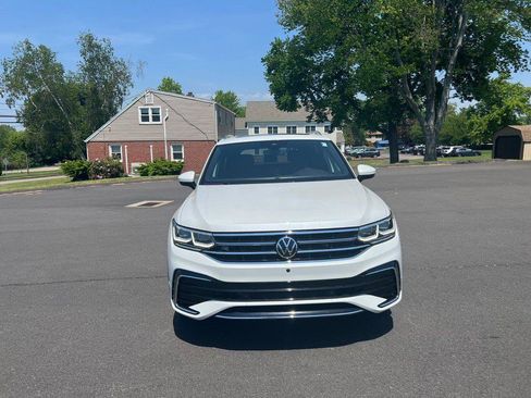Certified 2022 Volkswagen Tiguan SEL R-Line AWD/4WD image 7