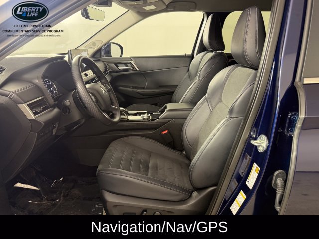 Used 2025 Mitsubishi Outlander SE AWD/4WD image 14