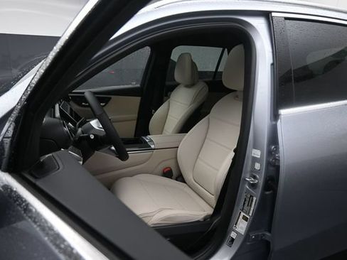 Used 2026 Mercedes-Benz GLC 300 image 14