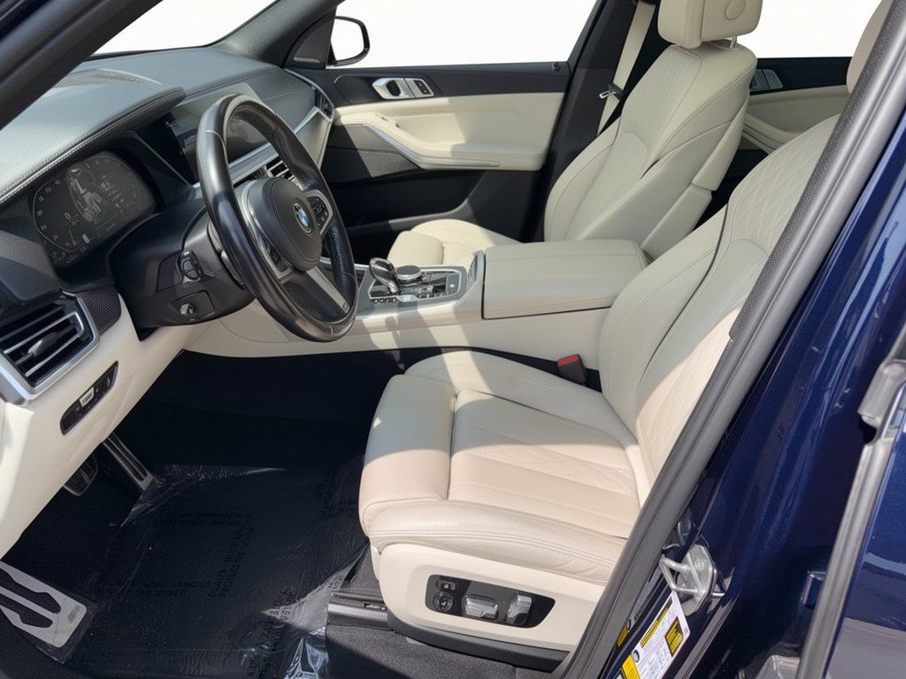 Used 2022 BMW X5 M50i w/ Premium Package AWD/4WD image 5