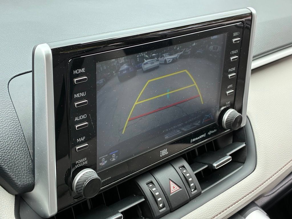 Used 2021 Toyota RAV4 XLE Premium FWD image 6
