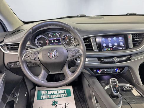 Used 2021 Buick Enclave Essence w/ Sport Touring Edition image 15