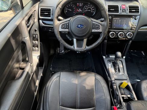 Used 2018 Subaru Forester 2.5i Touring AWD/4WD image 14